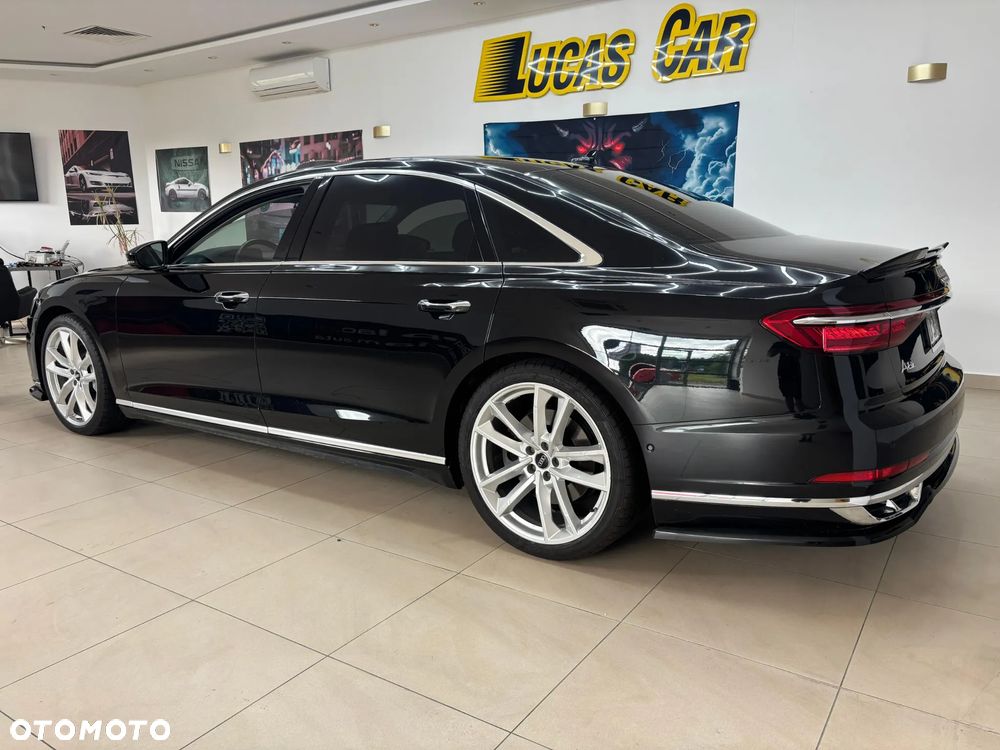Audi A8 - 9