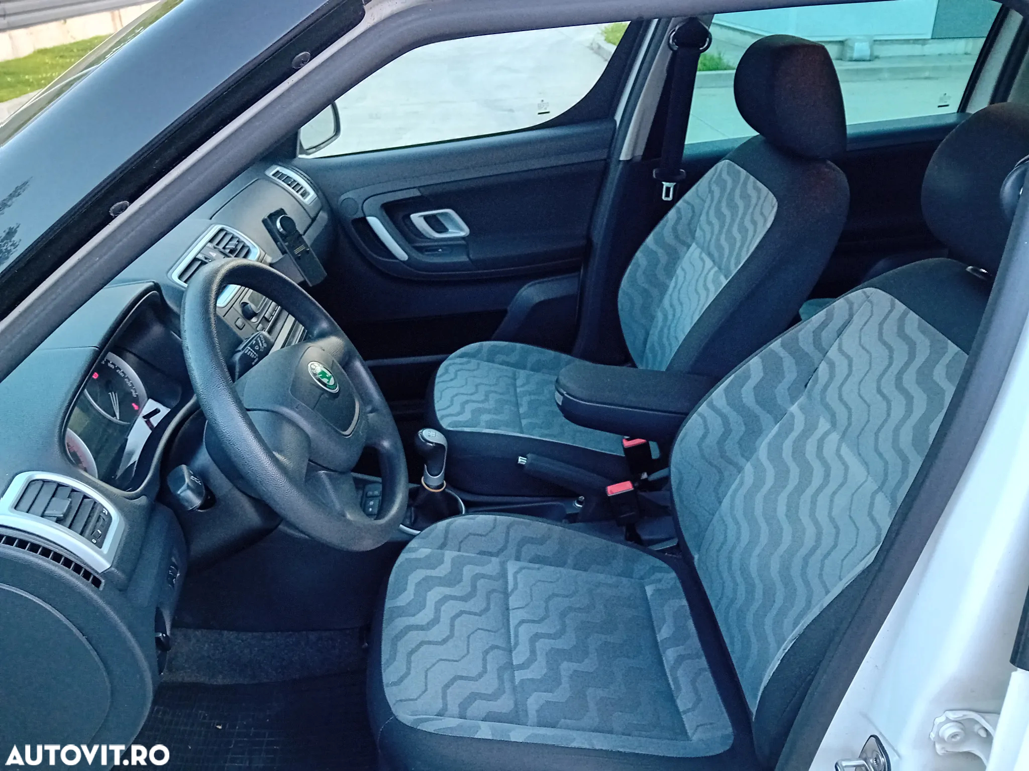 Skoda Roomster 1.2 TSI Style PLUS EDITION - 12