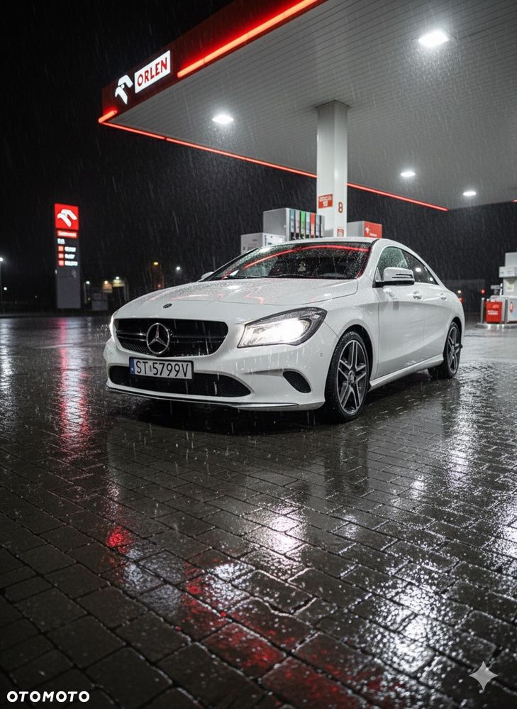 Mercedes-Benz CLA 250 4-Matic AMG Line - 3