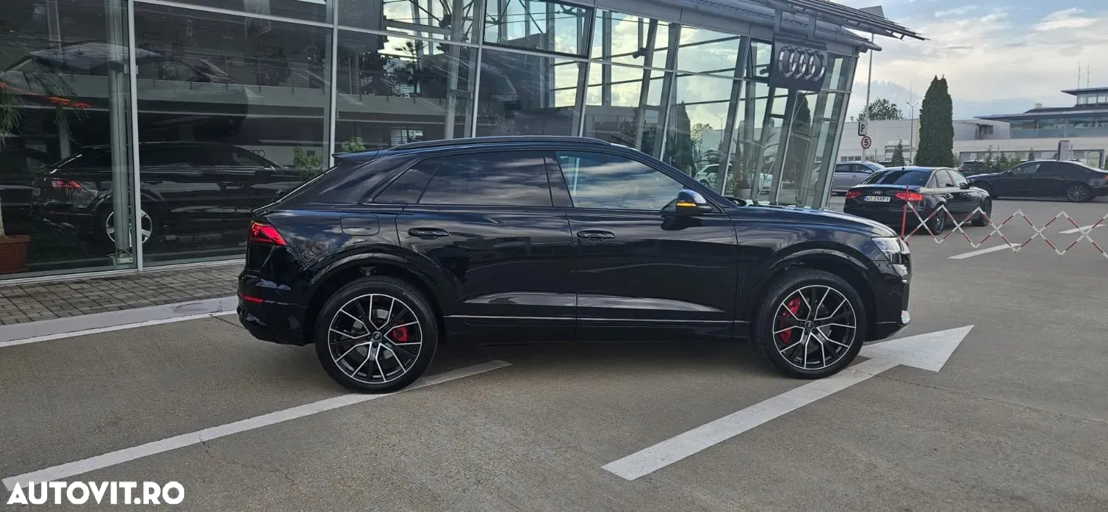 Audi Q8 - 6