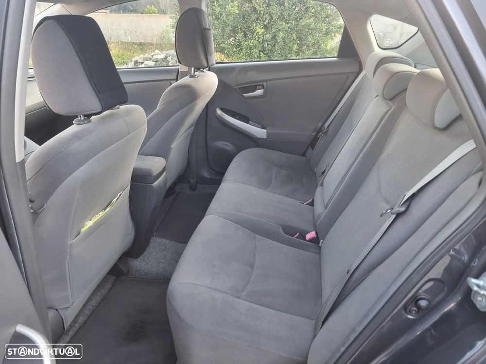 Toyota Prius 1.8 Premium - 14