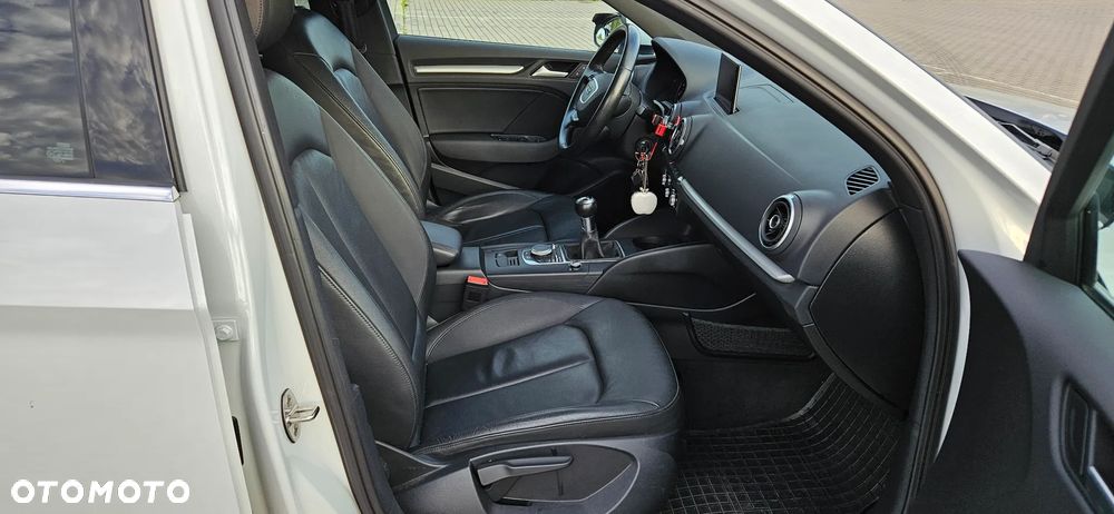 Audi A3 Limousine 1.6 TDI (clean diesel) S line Sportpaket - 6