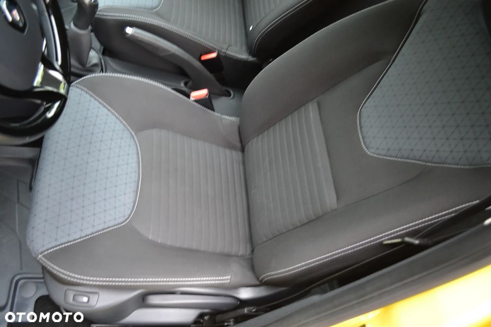 Renault Clio - 18