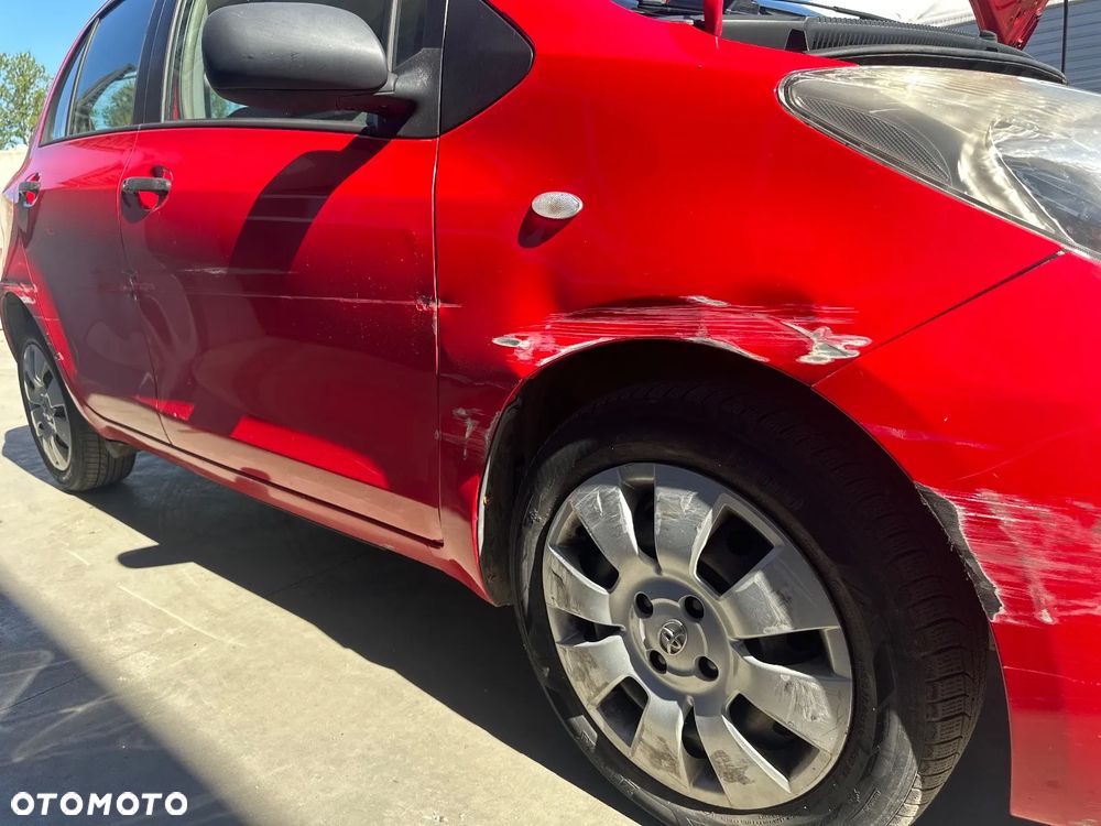 Toyota Yaris 1.33 Luna - 9