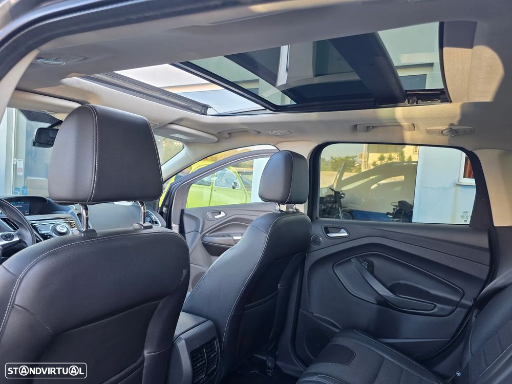 Ford Kuga 2.0 TDCi Titanium - 27