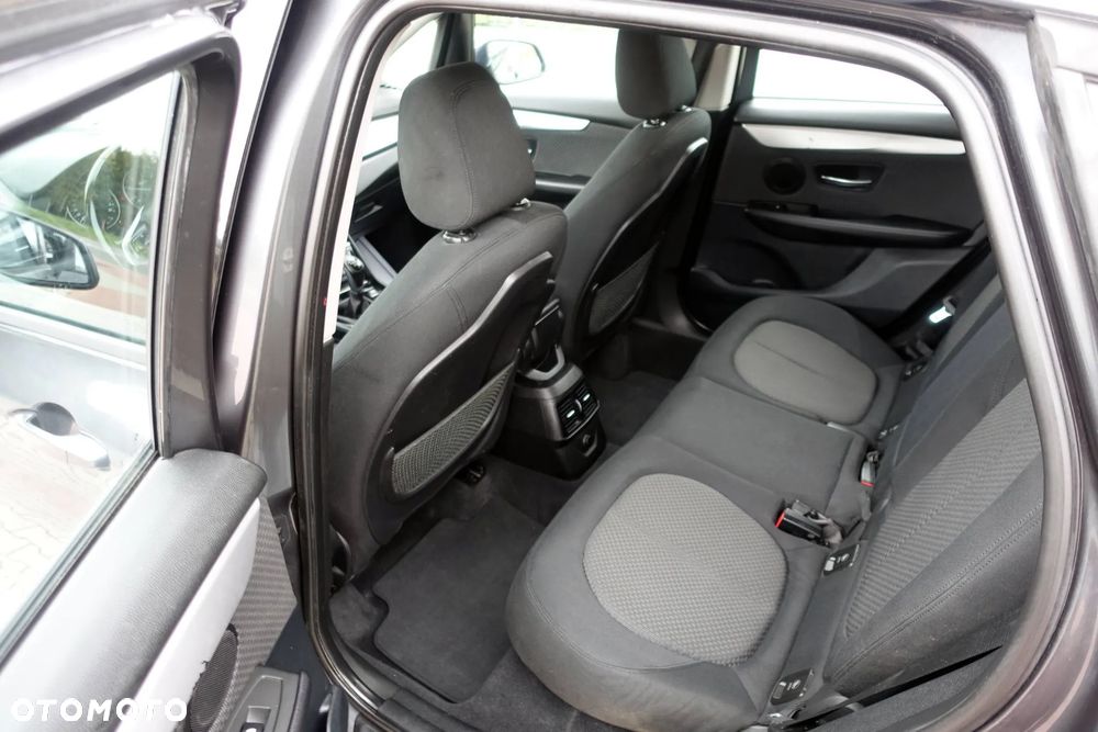 BMW Seria 2 218d Advantage - 15
