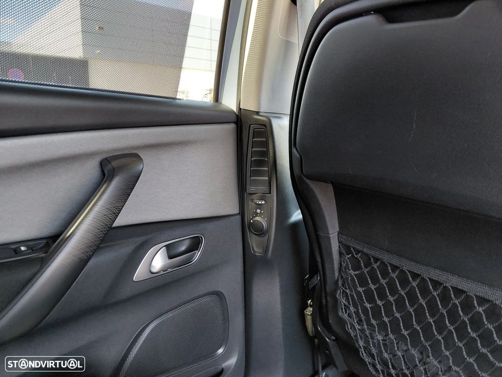 Citroën C4 Grand Picasso 1.6 e-HDi Intensive ETG6 J17 - 17