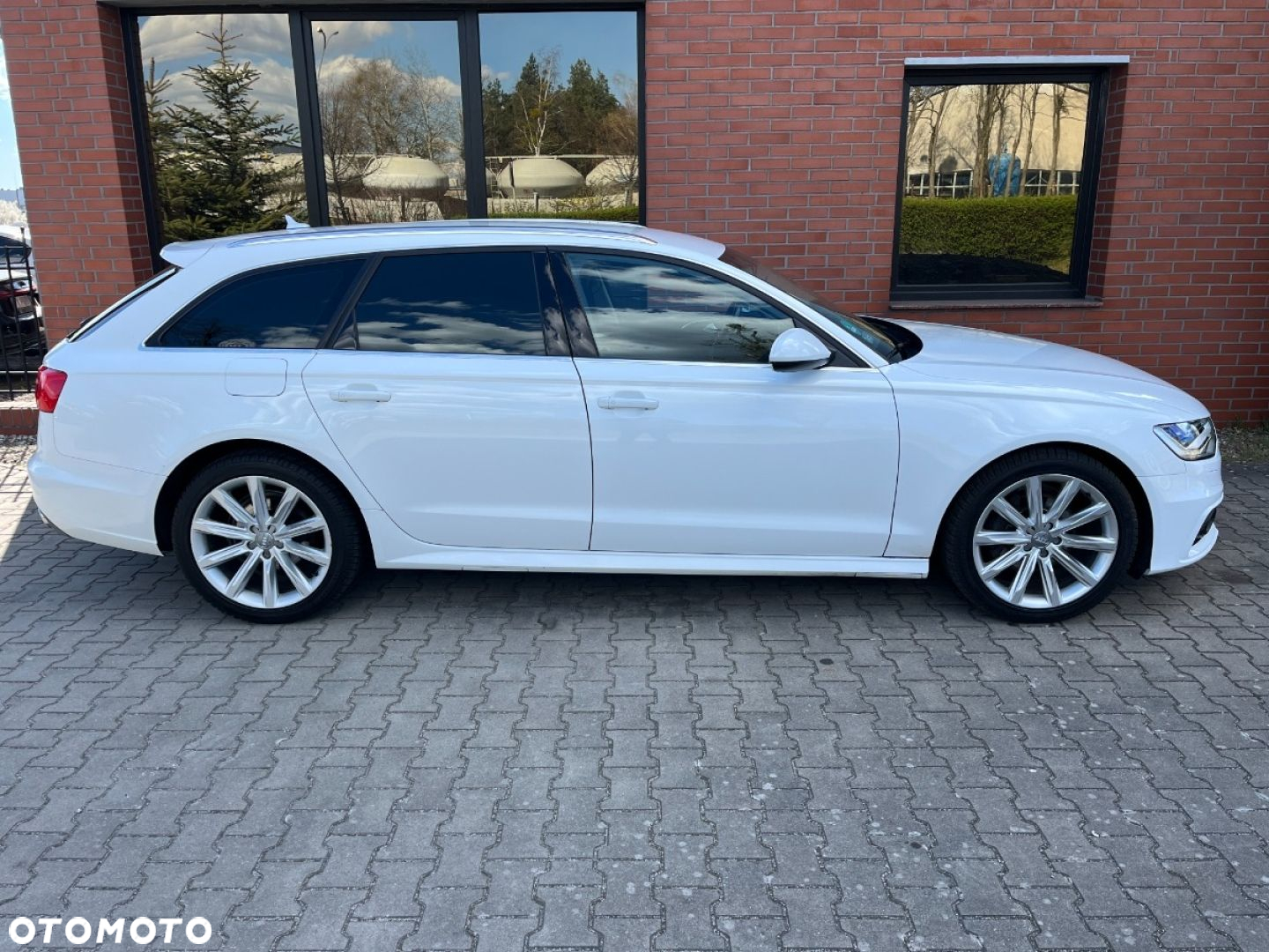 Audi A6 Avant 2.0 TDI DPF multitronic - 25