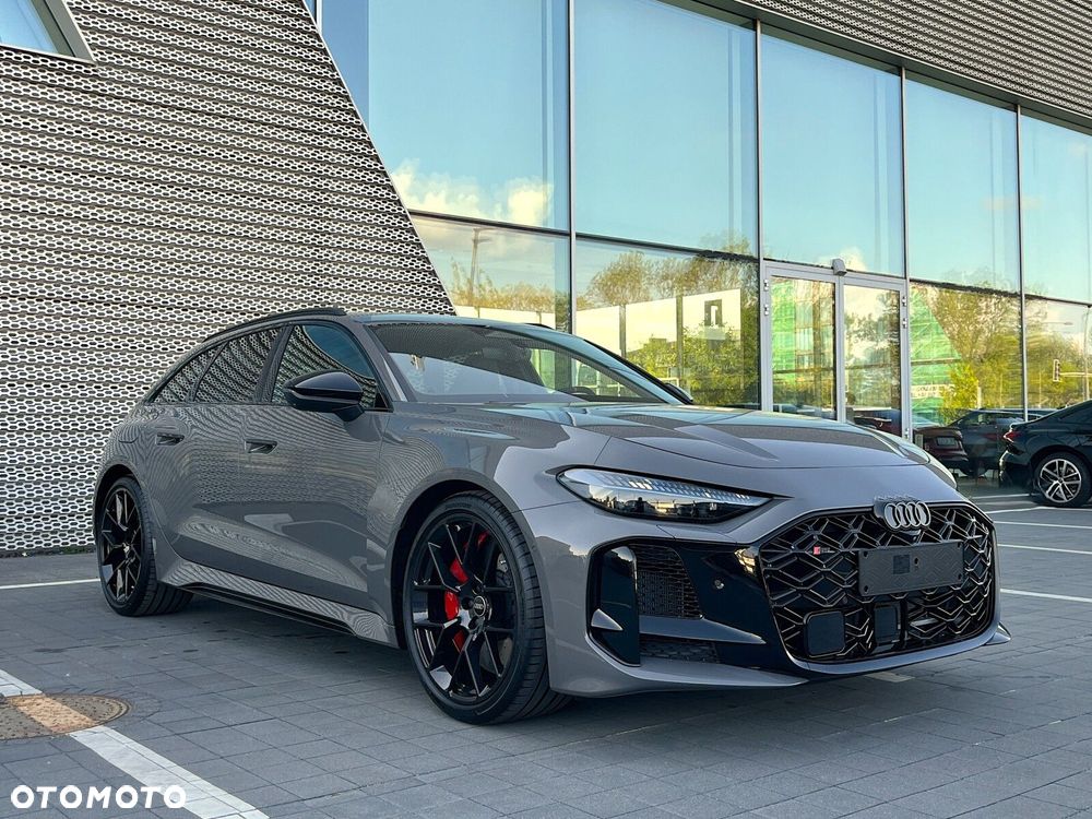 Audi RS5 Avant - 35