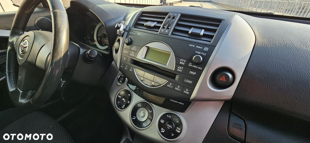 Toyota RAV4 2.2 D-4D 4x4 Executive - 7