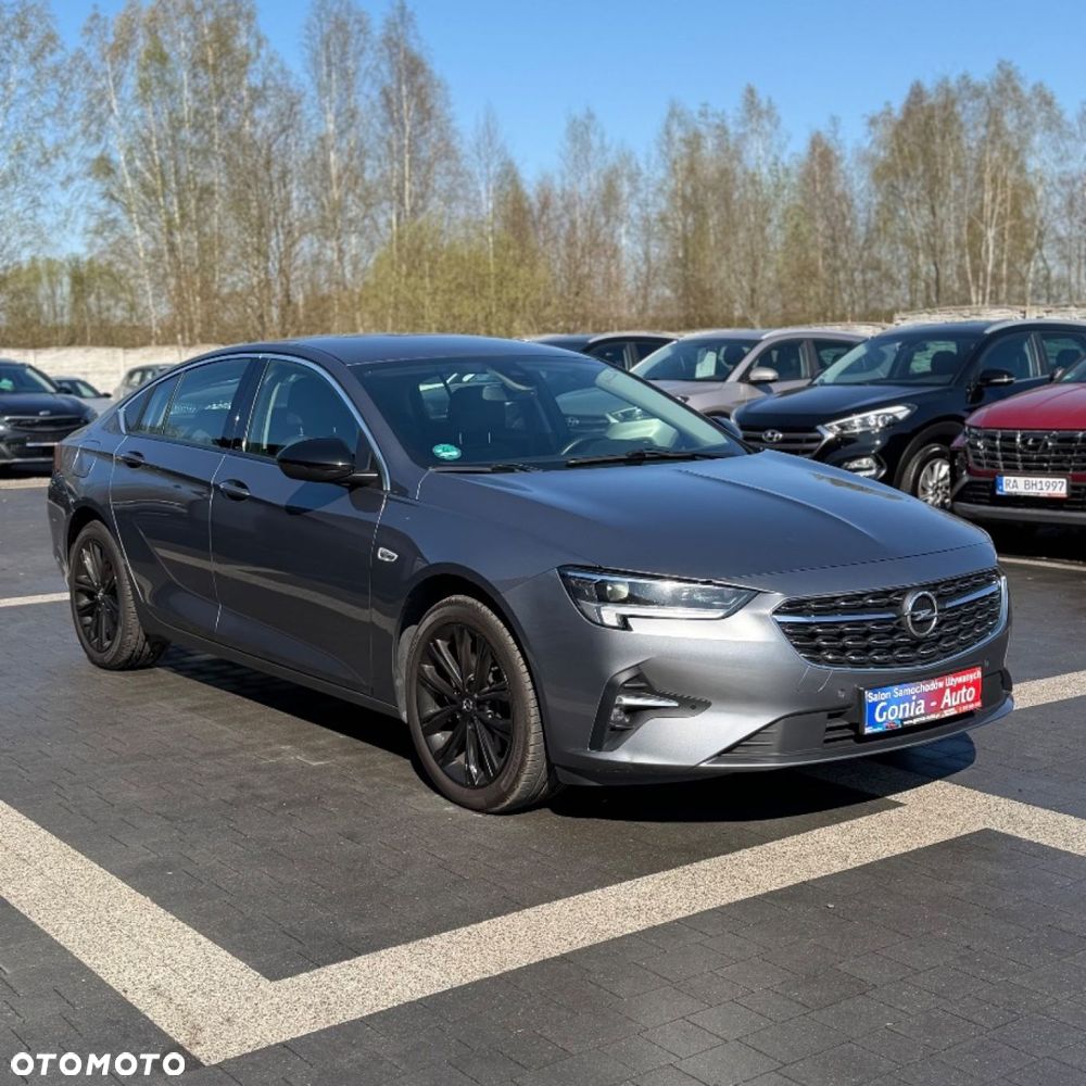 Opel Insignia - 11
