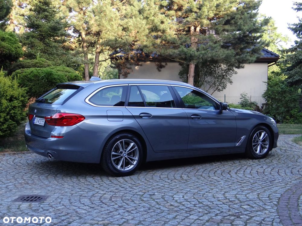 BMW Seria 5 520d - 2