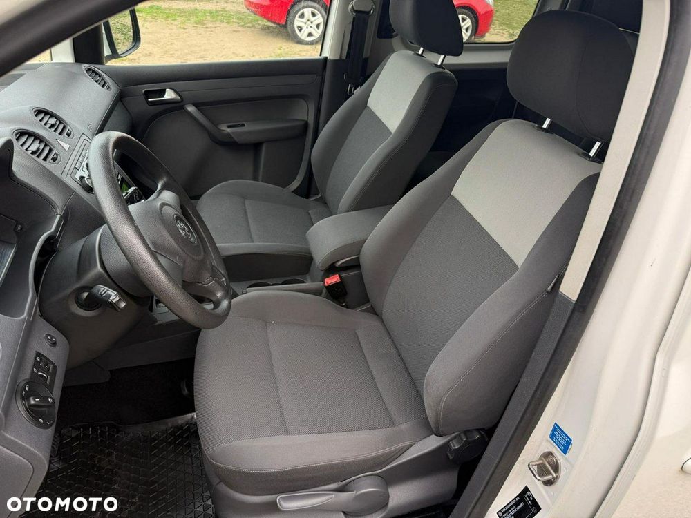 Volkswagen Caddy - 10