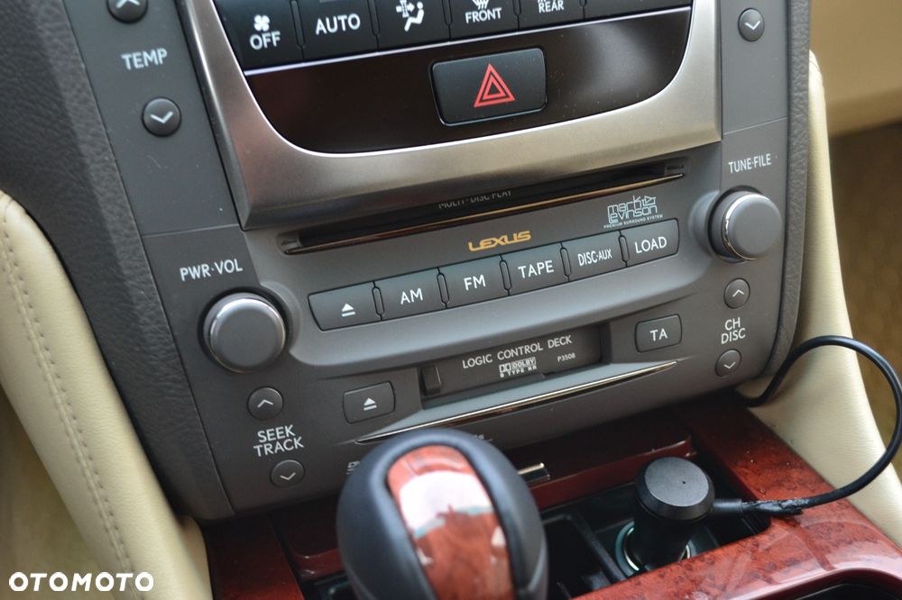 Lexus GS 450h Prestige - 23