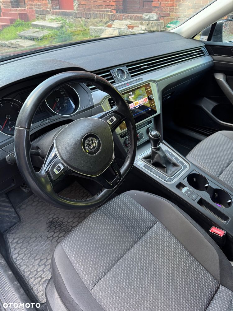 Volkswagen Passat 2.0 TDI BMT Comfortline - 9