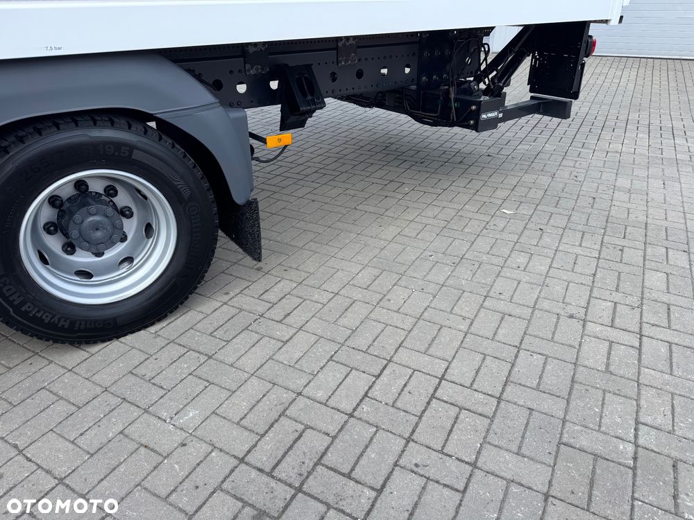 Mercedes-Benz ATEGO - 24