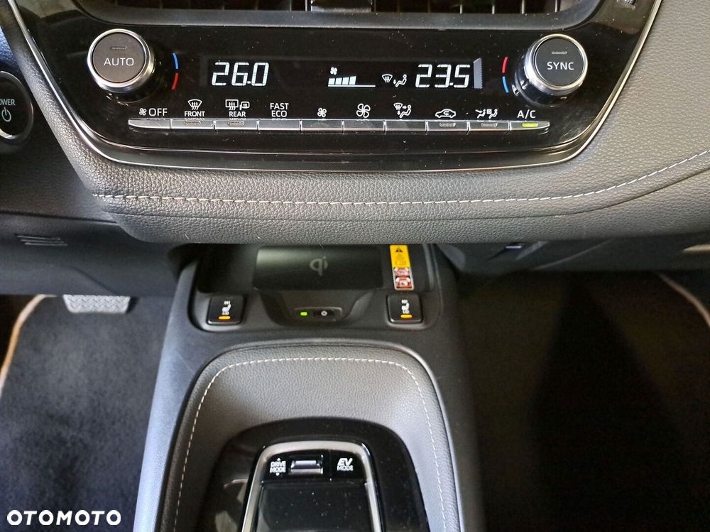 Toyota Corolla 1.8 Hybrid Style - 27