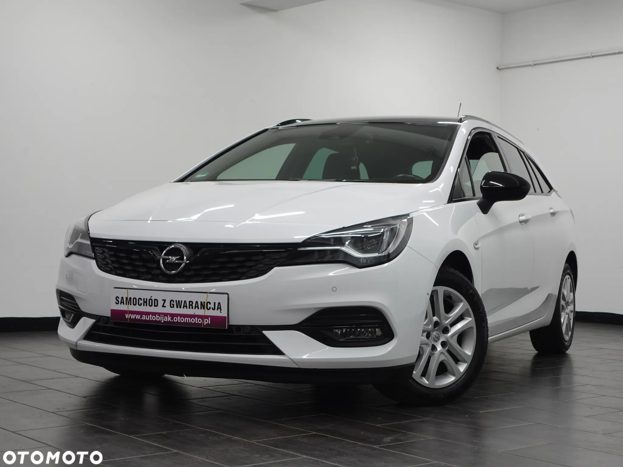 Opel Astra 1.2 Turbo Start/Stop Sports Tourer Edition - 14