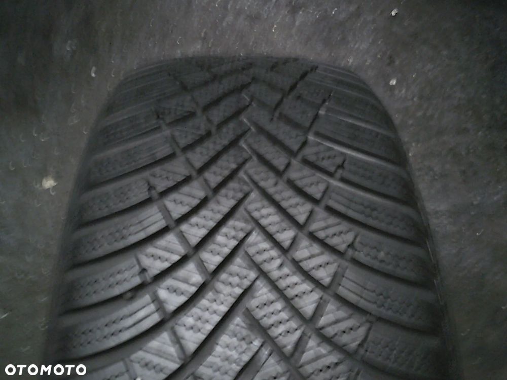 HANKOOK Winter I'Cept RS3 W462 225/50R17 6,9mm 2023 - 1