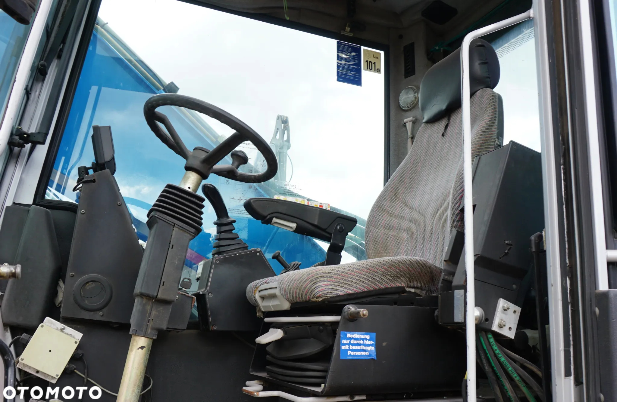 Terex Fuchs MHL 250 - 8