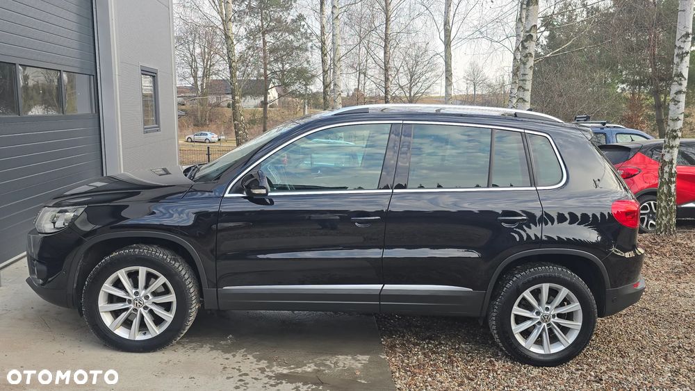 Volkswagen Tiguan 2.0 TDI DPF 4Motion BlueMotion Technology Lounge Sport & Style - 5