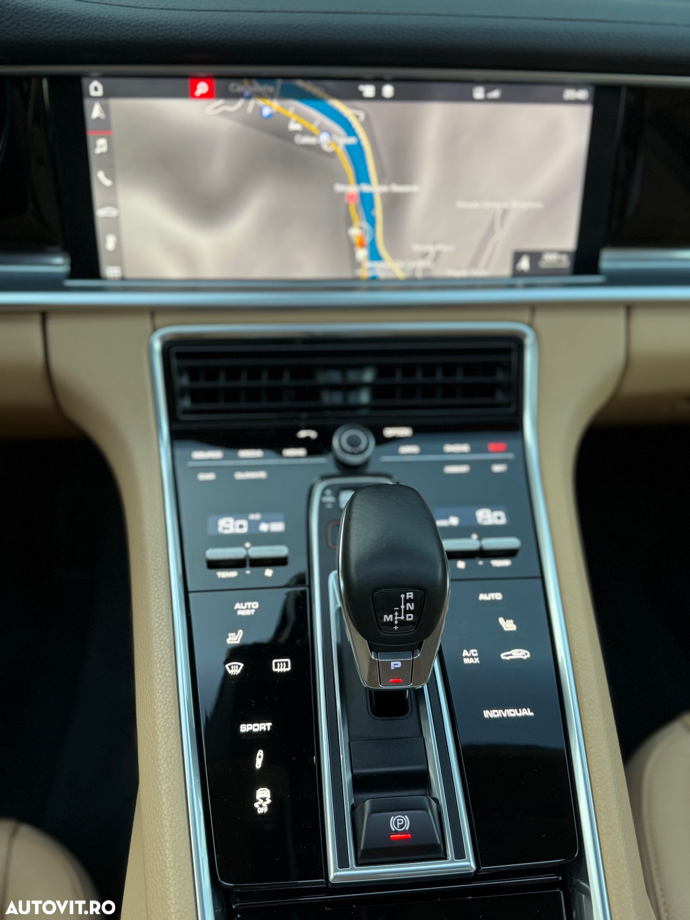 Porsche Panamera 4 Sport Turismo - 22