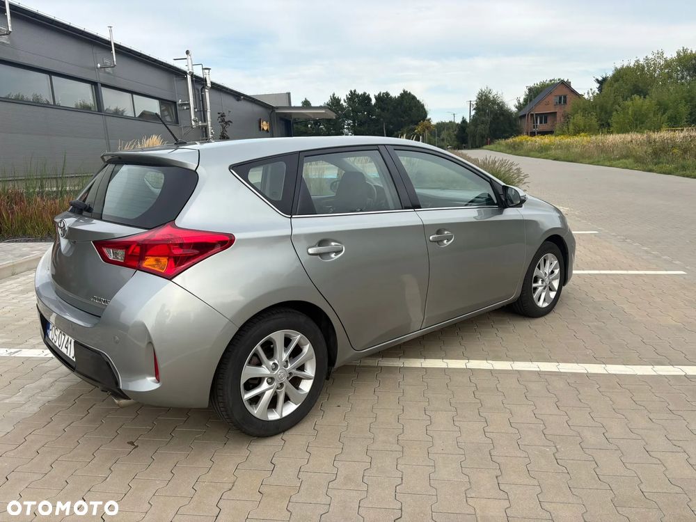 Toyota Auris 1.6 2010 - 4