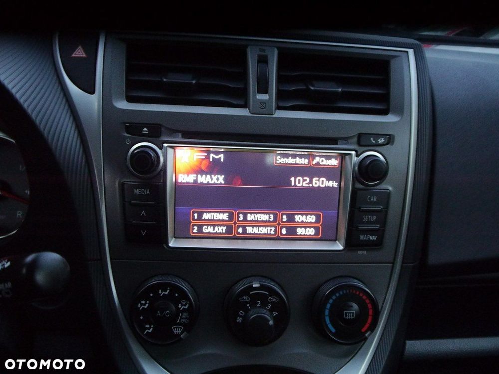 Toyota Verso S 1.33 Premium - 19