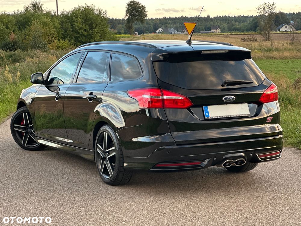 Ford Focus 2.0 TDCi ST - 31