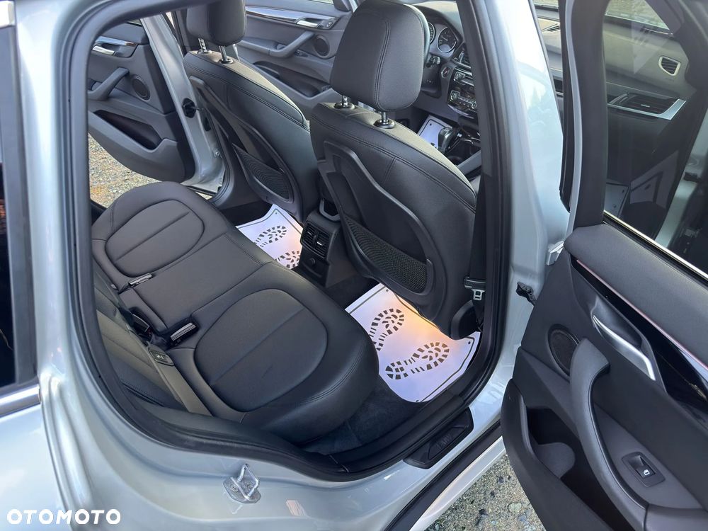 BMW X1 xDrive25i xLine - 24