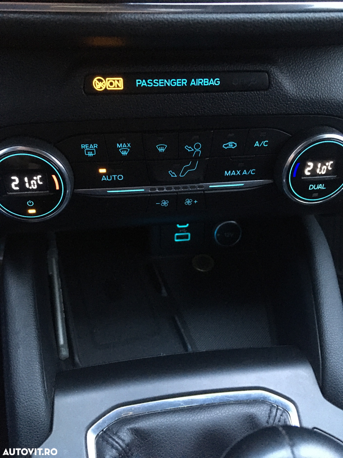 Ford Kuga - 9