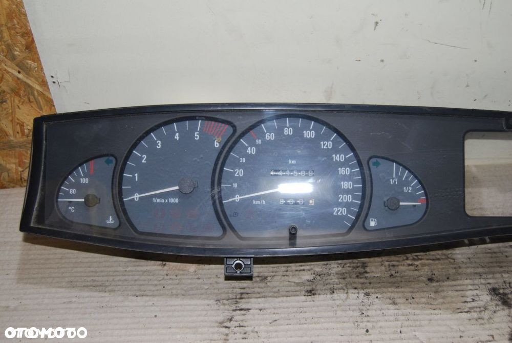 OPEL OMEGA B 2.2 DTI 09228420AT EUROPA - 1