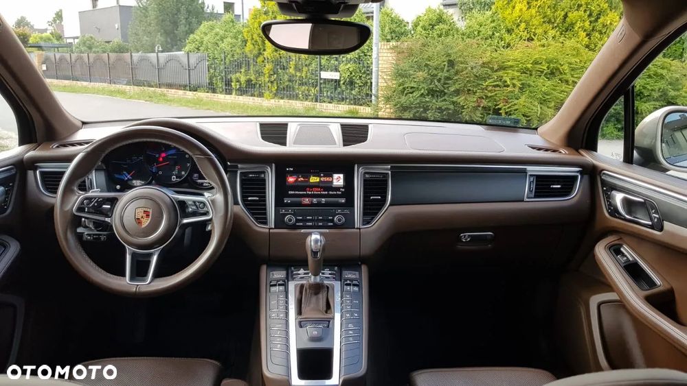 Porsche Macan Standard - 10