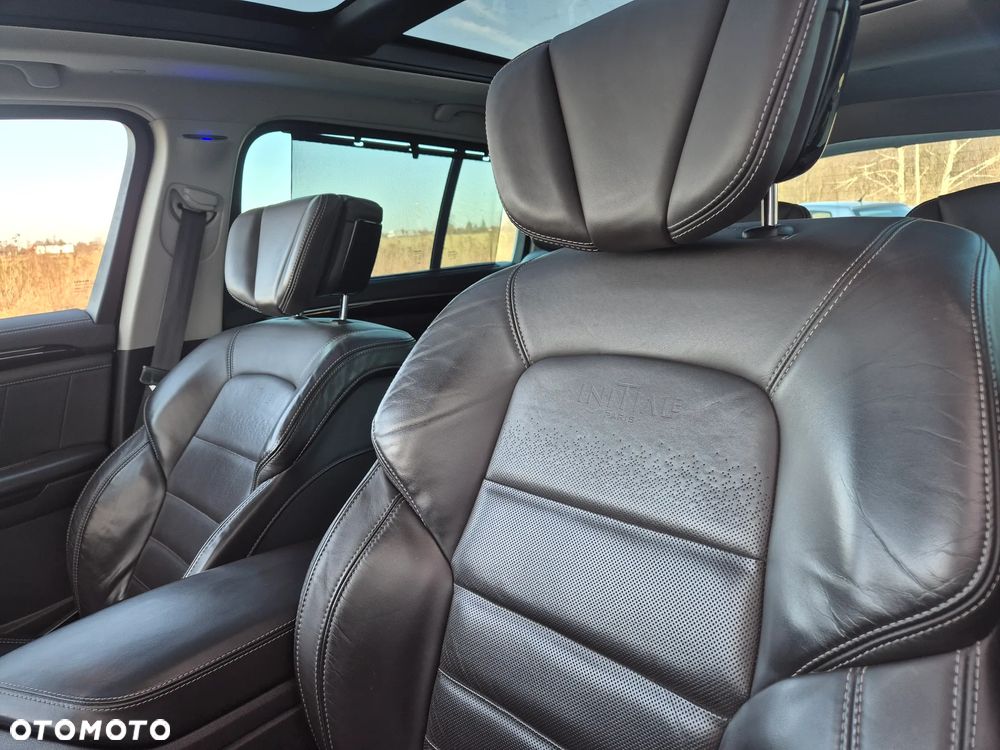 Renault Espace 1.6 dCi Energy Initiale Paris EDC 7os - 17