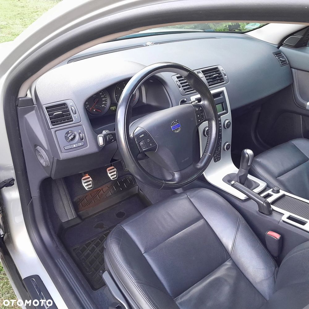 Volvo V50 D2 R-Design - 7