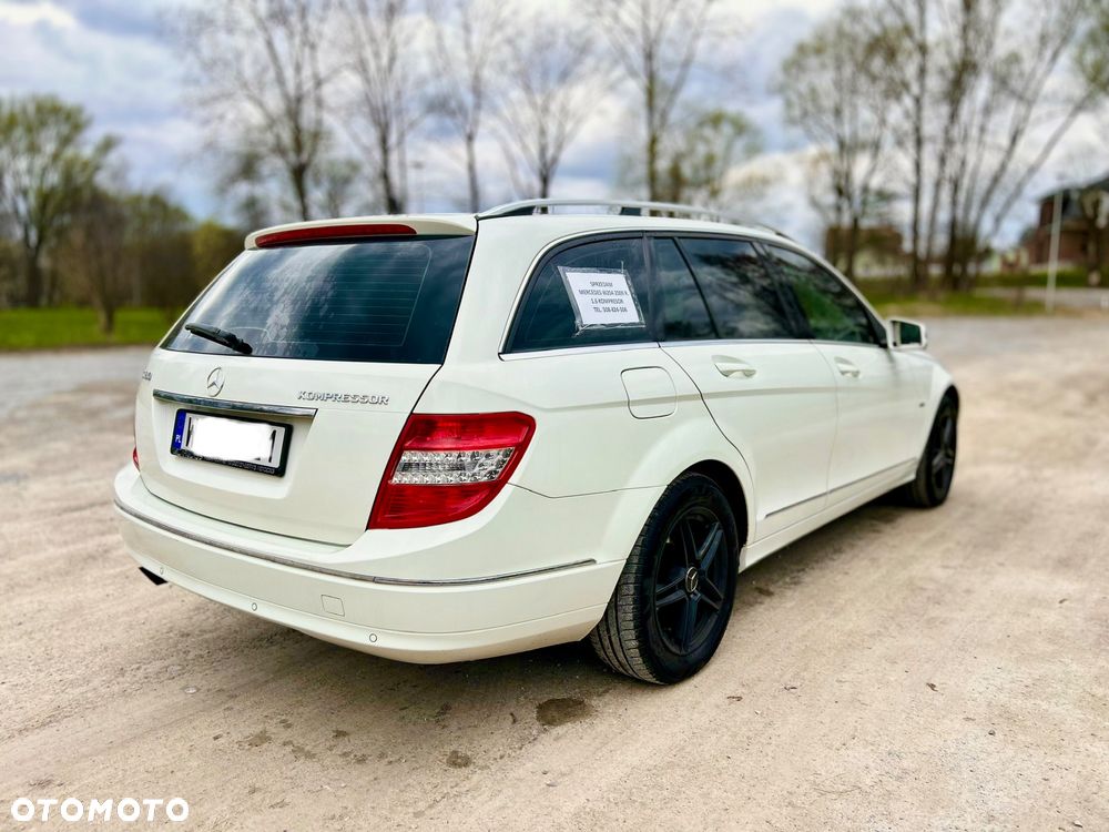 Mercedes-Benz Klasa C 180 Kompressor BlueEFFICIENCY Special Edition - 5