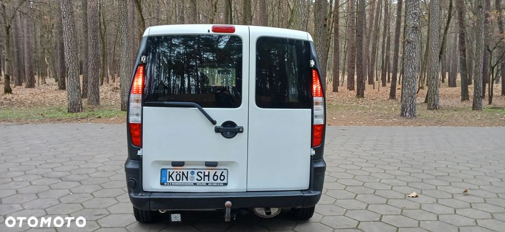 Fiat Doblo - 10