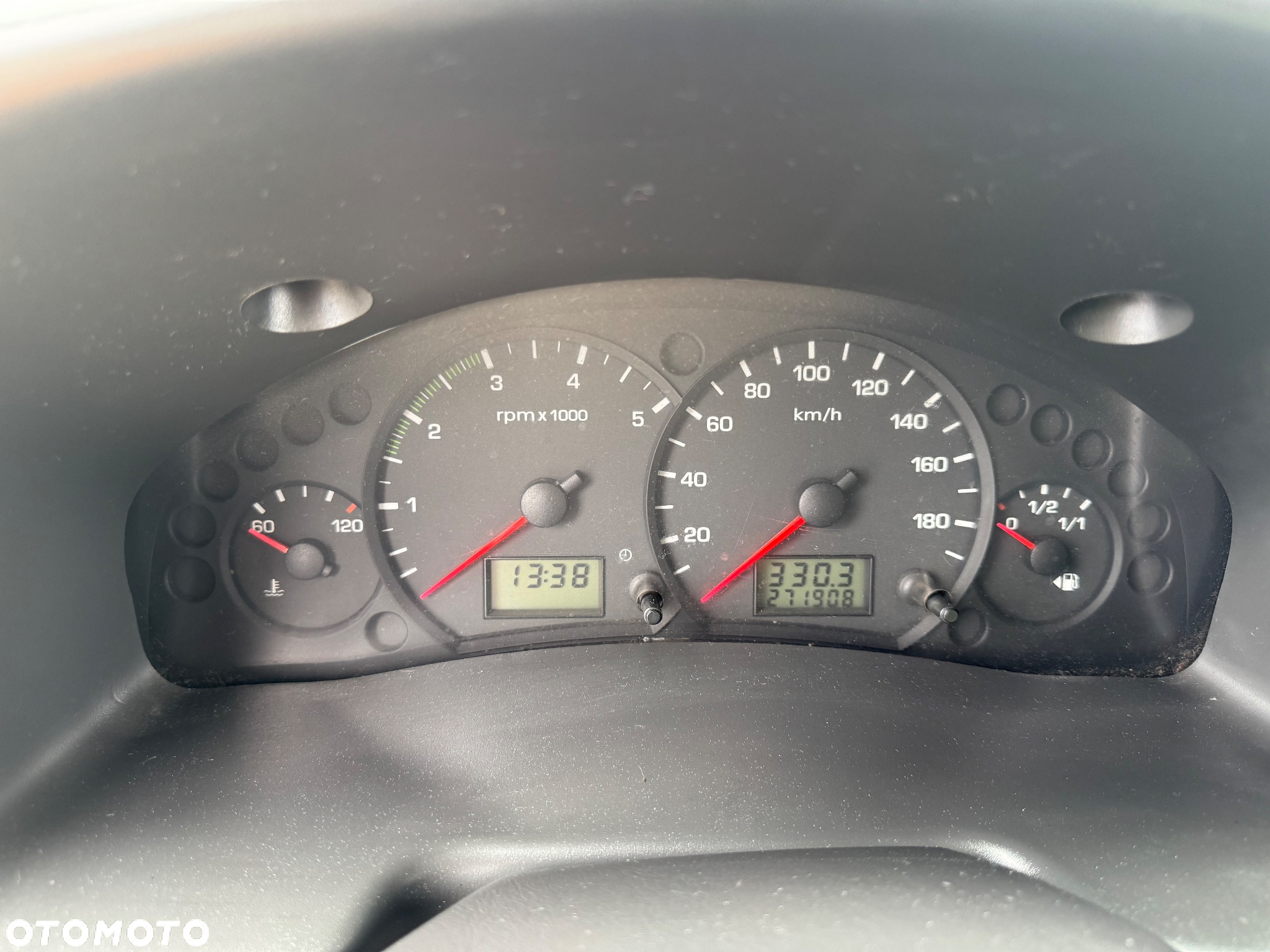 Ford Transit - 10