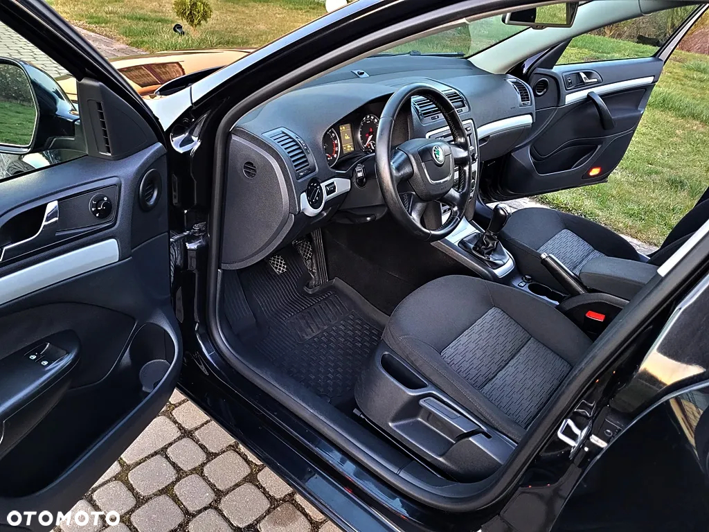 Skoda Octavia 1.6 TDI Ambiente - 26