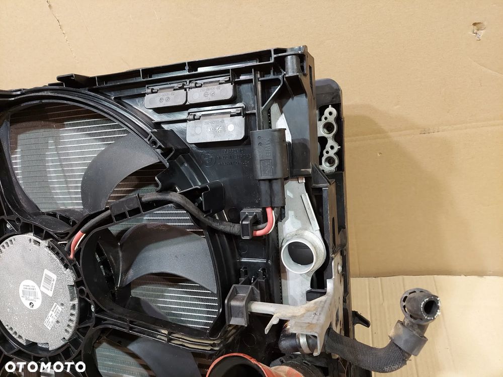 BMW F10 535i  2009-13 CHŁODNICE WENTYLATOR PAS PRZEDNI - 9