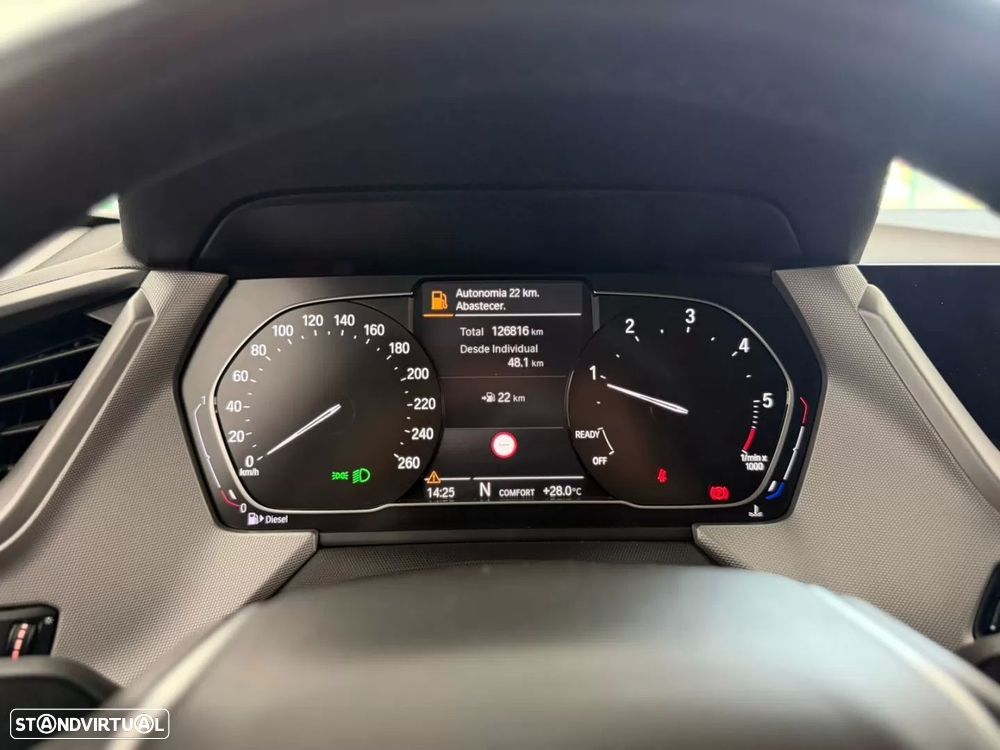 BMW 116 d Line Luxury - 24