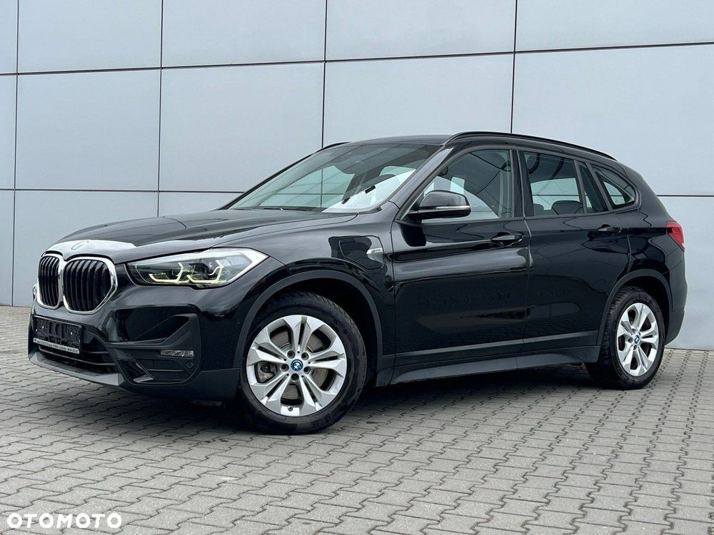 BMW X1 xDrive25e Advantage - 2