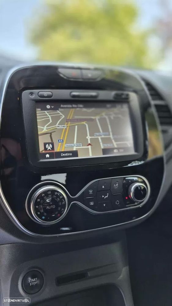 Renault Captur 1.5 dCi Exclusive - 11
