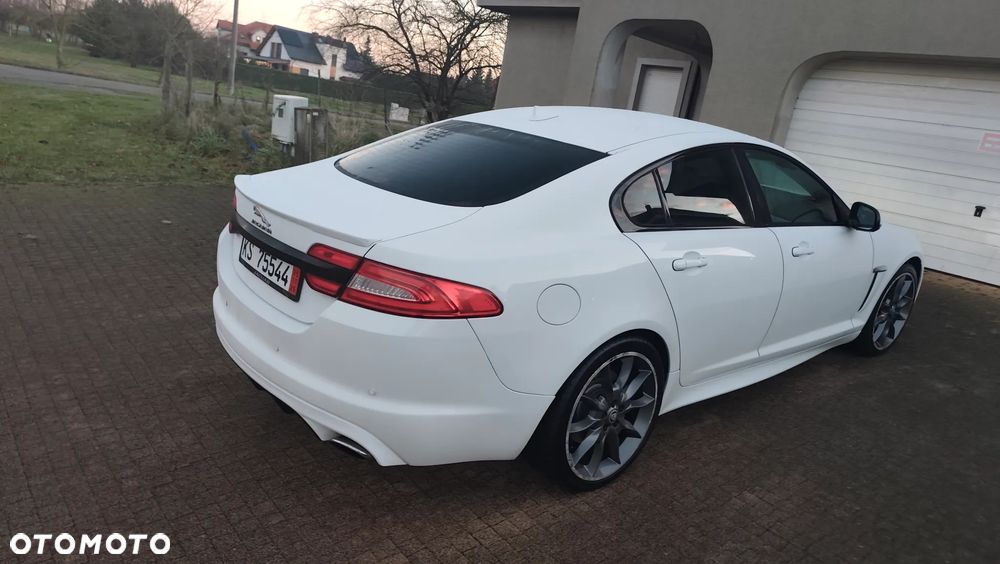 Jaguar XF 3.0 V6 D R-Sport - 20