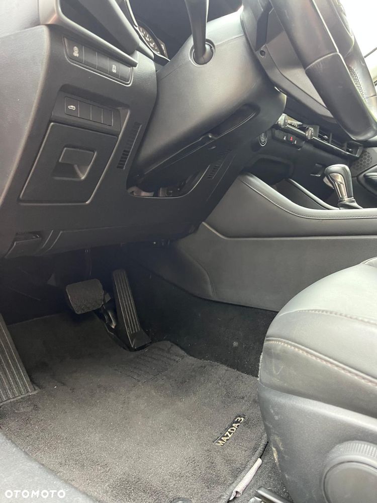 Mazda 3 - 17