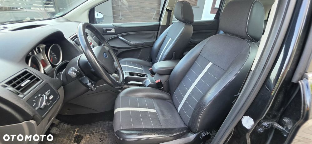 Ford Kuga 2.0 TDCi Titanium - 8