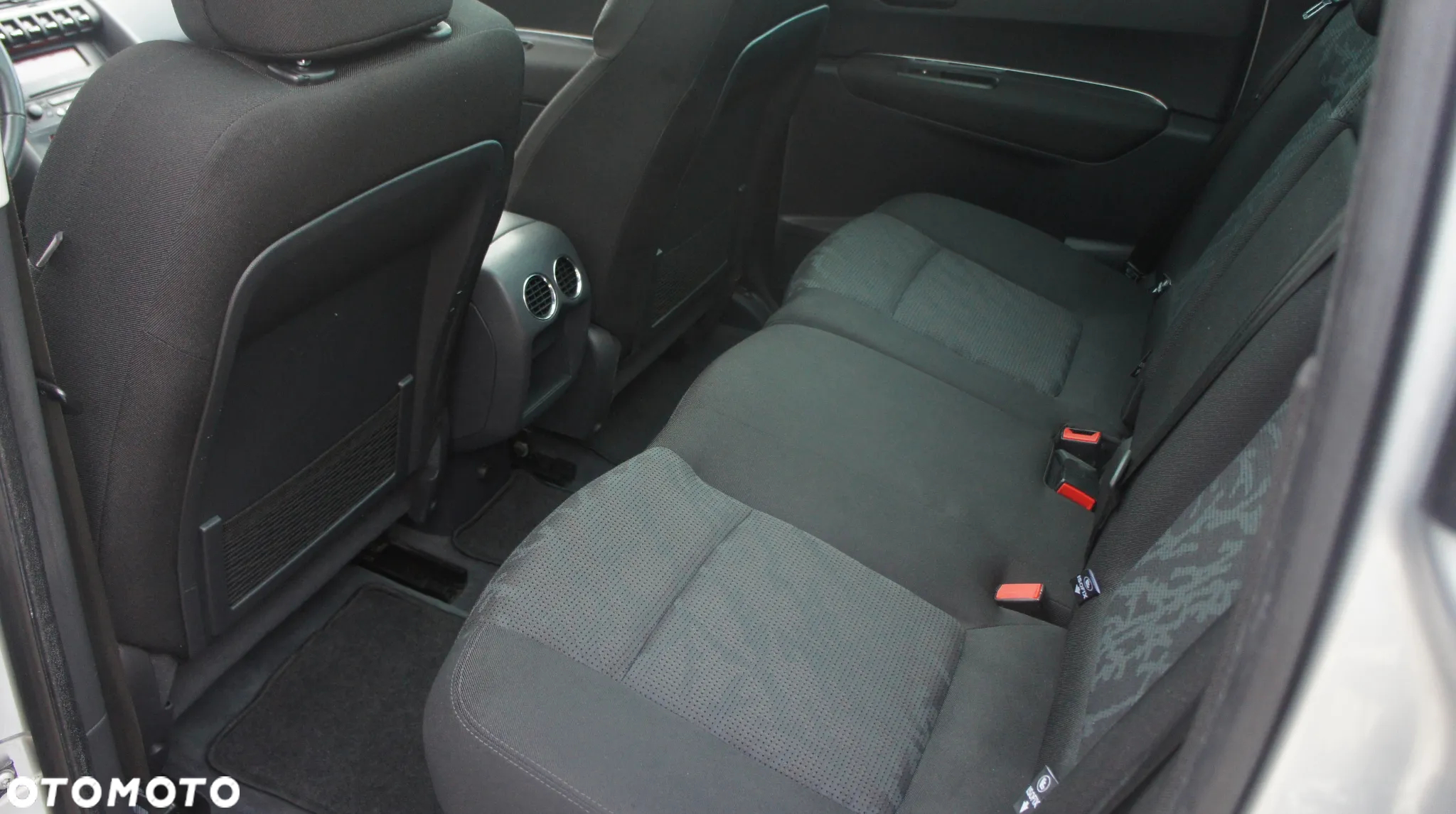 Peugeot 3008 120 VTi Premium - 27