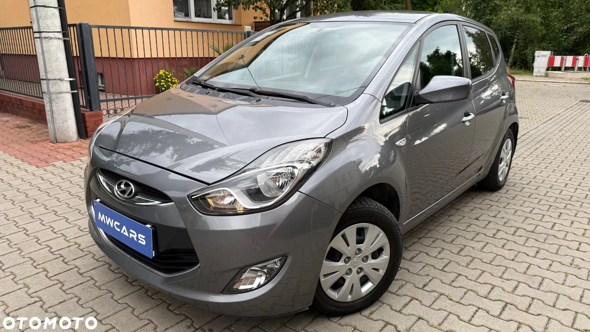 Hyundai ix20 1.6 Premium - 1