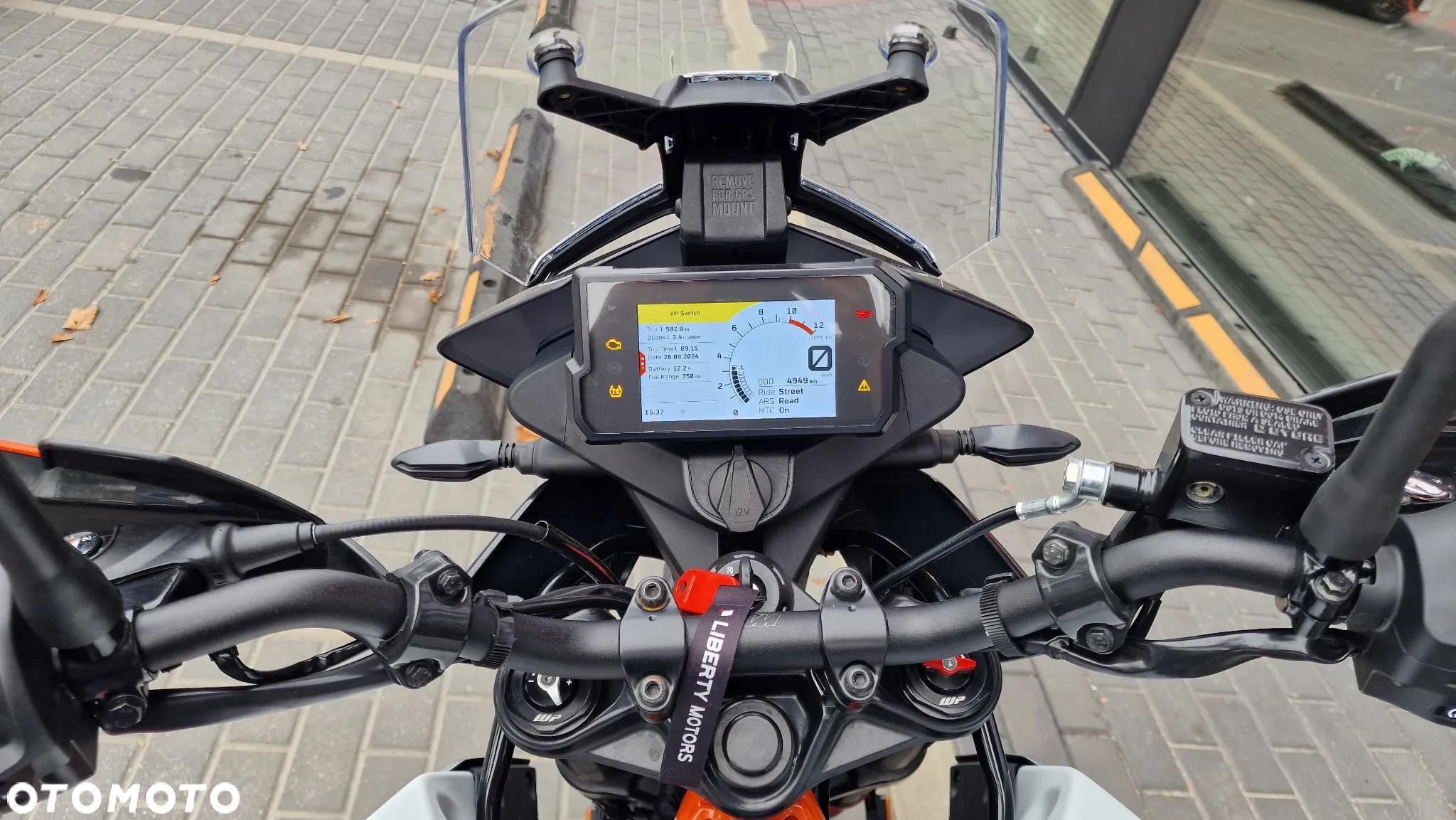 KTM Adventure - 10