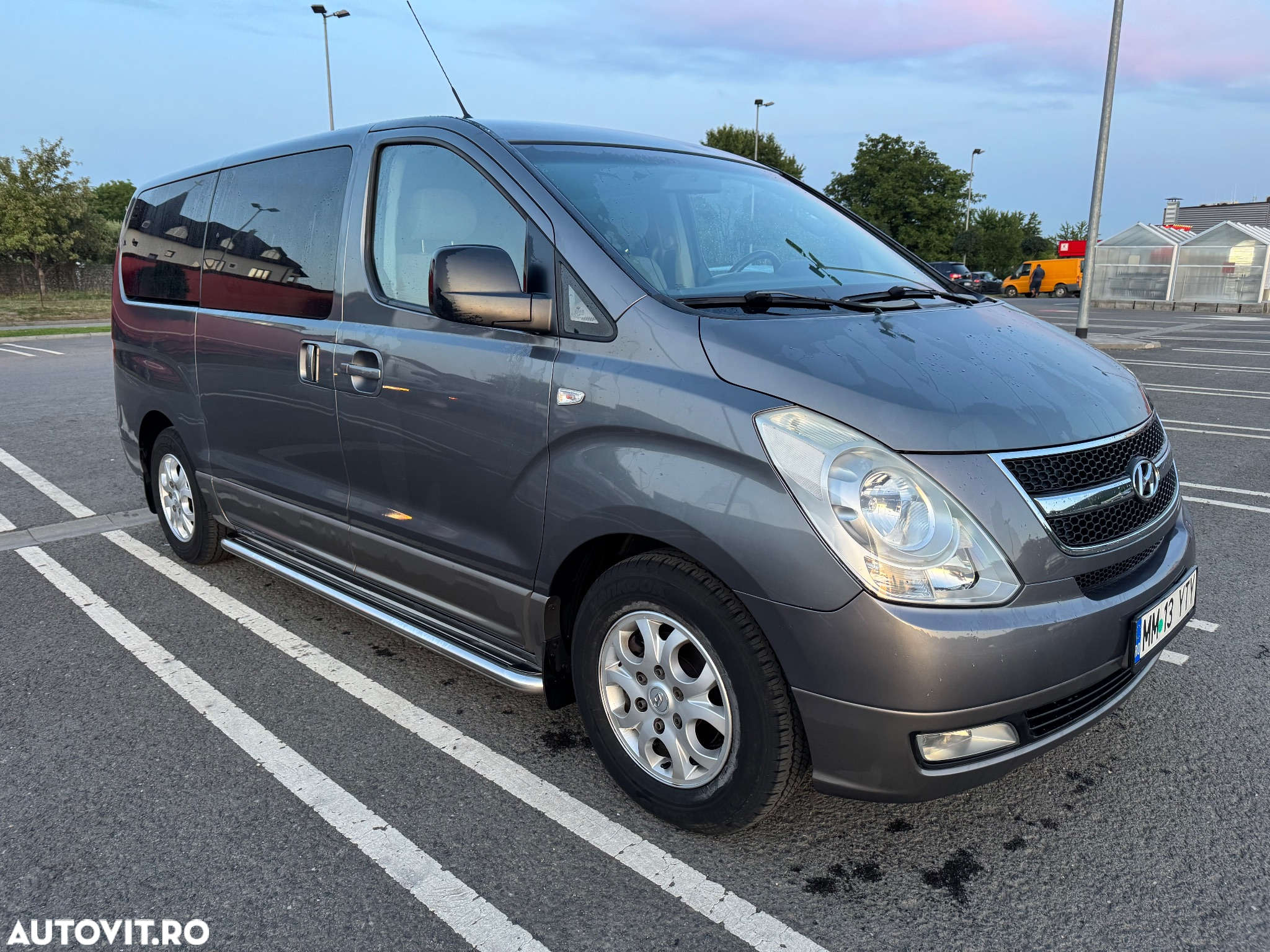 Hyundai H-1 2.5 CRDi Travel Comfort - 3
